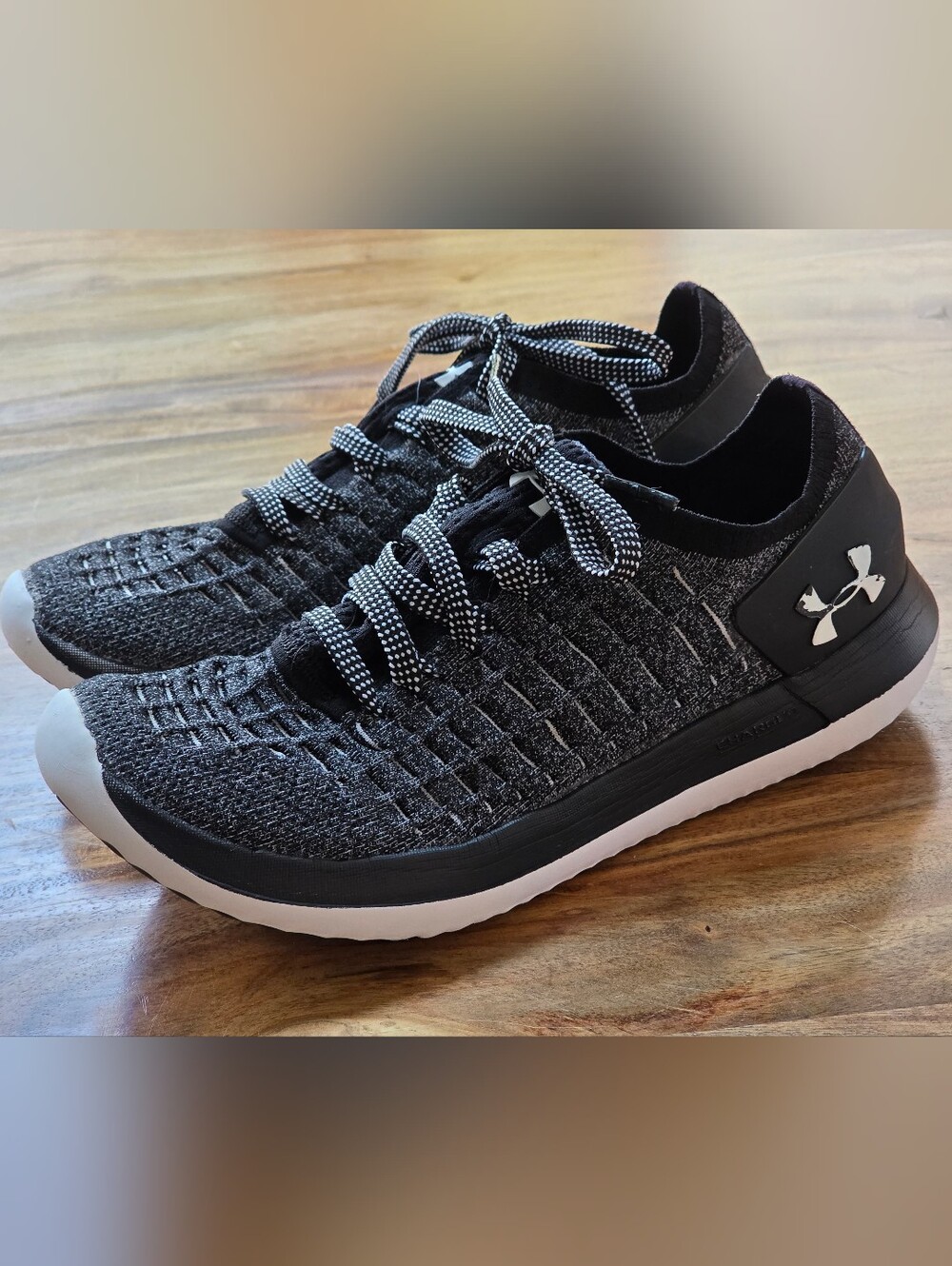 Under Armour Slingride 2- Black/White/Overcast Grey, Women's Size 6.5